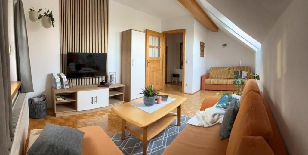 Ferienwohnung Seiringer Attersee Екстериор снимка